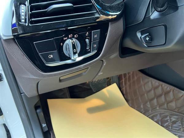 宝马5系 2019款 改款 530Li 领先型 豪华套装