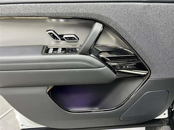揽胜运动 2024款 400PS Dynamic SE