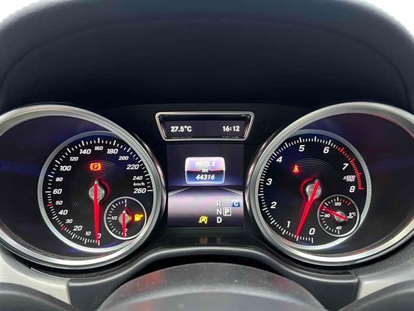 奔驰GLE轿跑 2017款 GLE 320 4MATIC 轿跑SUV