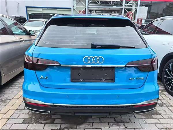 奥迪A4(进口) 2021款 Avant 先锋派 40 TFSI 时尚动感型