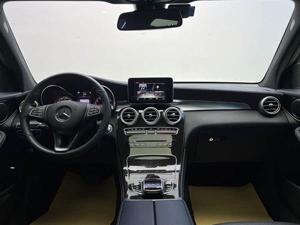 奔驰GLC 2016款 GLC 260 4MATIC 动感型