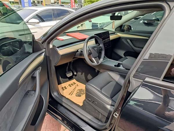 Model Y 2022款 改款 后轮驱动版