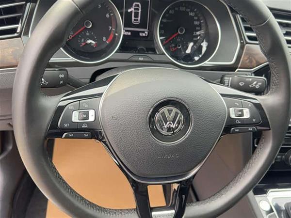 迈腾 2018款 380TSI DSG 豪华型
