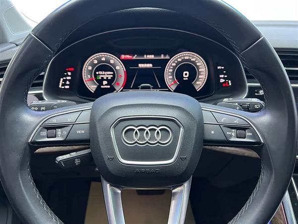 奥迪Q7 2021款 55 TFSI quattro S line运动型