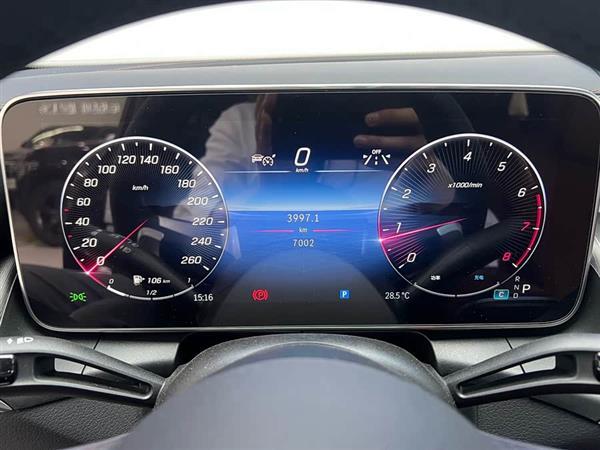 奔驰GLC 2023款 GLC 260 L 4MATIC 豪华型 5座
