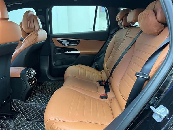 奔驰GLC 2023款 GLC 260 L 4MATIC 豪华型 5座