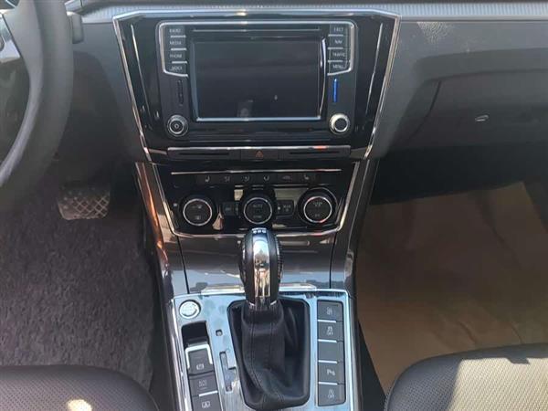 帕萨特 2017款 330TSI DSG御尊版