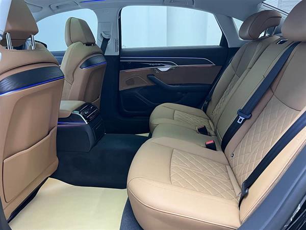 奥迪A8 2022款 A8L 50 TFSI quattro 舒适型典藏版
