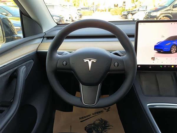 Model Y 2022款 改款 后轮驱动版