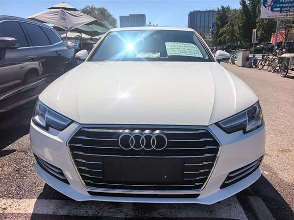 奥迪A4L 2017款 Plus 40 TFSI 进取型