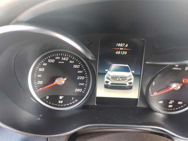 奔驰GLC 2019款 改款 GLC 260 L 4MATIC 豪华型