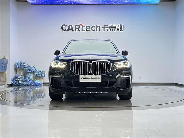 宝马X5 2022款 xDrive 30Li 尊享型M运动套装
