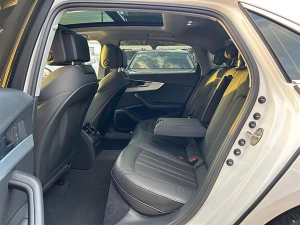 奥迪A4L 2020款 40 TFSI 时尚动感型