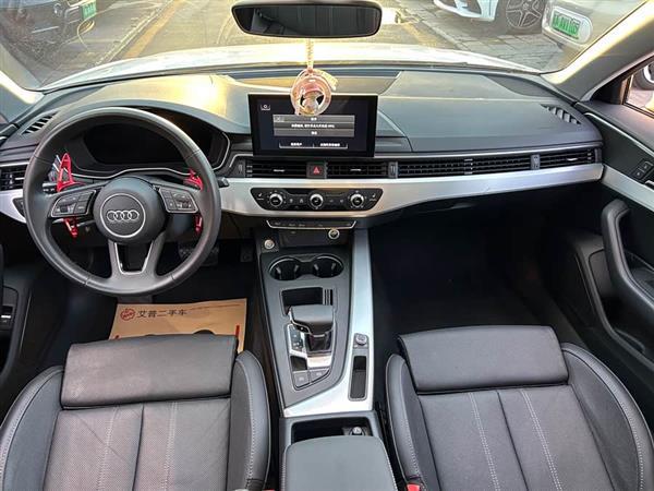 奥迪A4L 2020款 40 TFSI 时尚动感型