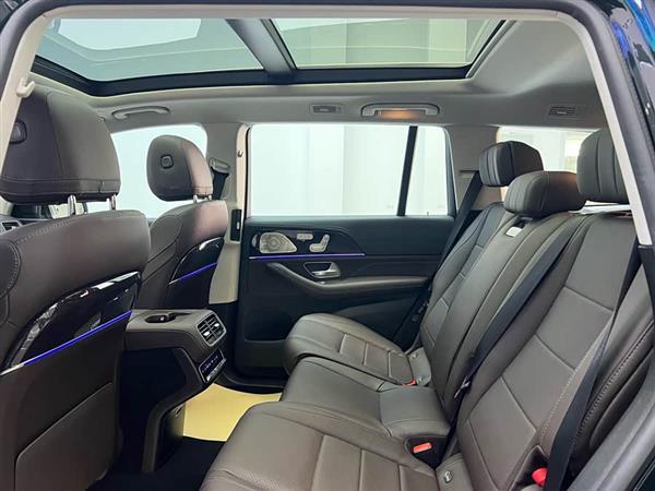 奔驰GLS 2022款 改款 GLS 450 4MATIC 时尚型