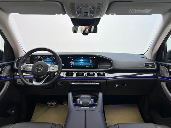 奔驰GLS 2022款 改款 GLS 450 4MATIC 时尚型