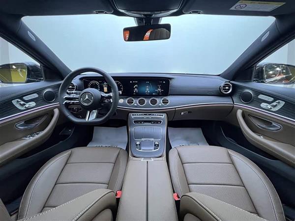 奔驰E级 2023款 改款 E 300 L 运动时尚型