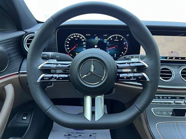 奔驰E级 2023款 改款 E 300 L 运动时尚型