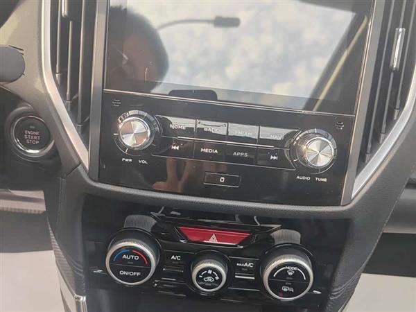 森林人 2024款 2.5i AWD 尊贵版EyeSight
