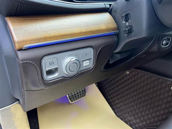 奔驰GLS 2020款 GLS 450 4MATIC 豪华型
