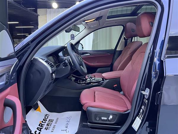 宝马X3 2022款 改款 xDrive30i 领先型 M曜夜套装