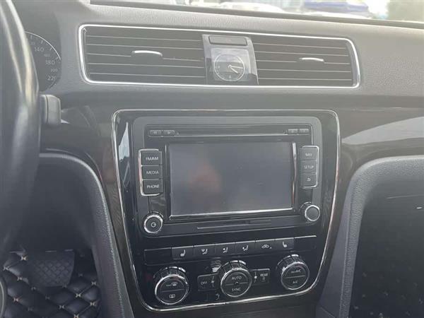 帕萨特 2015款 3.0L V6 DSG旗舰版