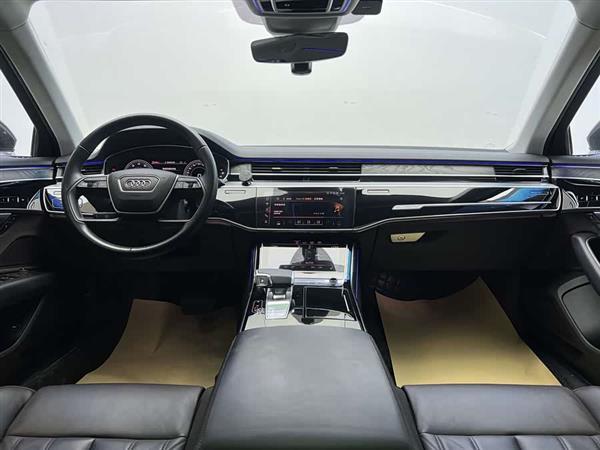 奥迪A8 2019款 改款 Plus A8L 50 TFSI quattro 舒适型