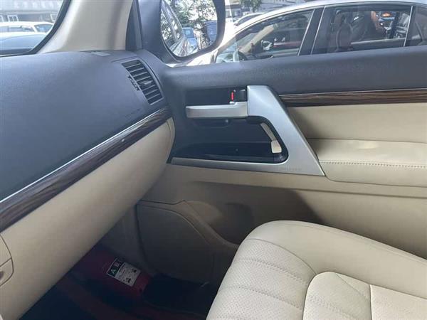 兰德酷路泽(进口) 2016款 4.0L 中东版