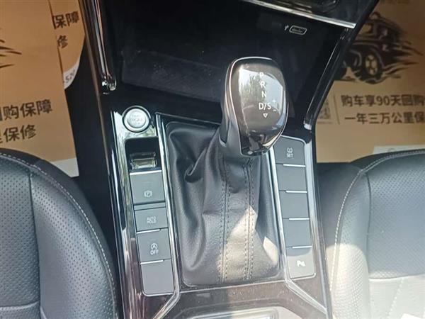 帕萨特 2020款 330TSI 豪华版 国VI