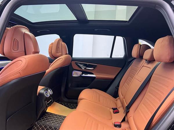 奔驰GLC 2025款 GLC 260 L 4MATIC 动感型