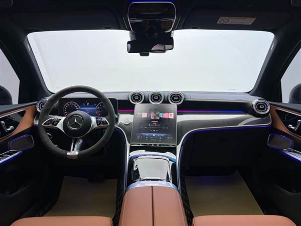 奔驰GLC 2025款 GLC 260 L 4MATIC 动感型