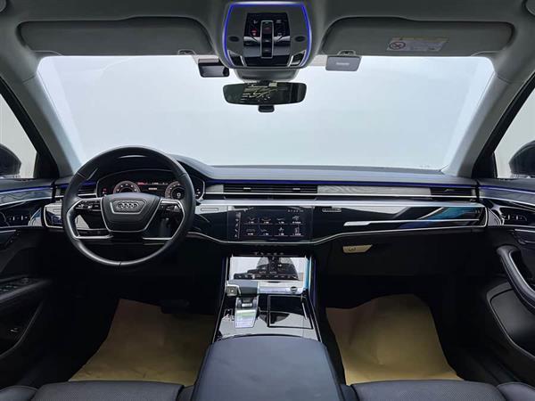 奥迪A8 2023款 A8L 50 TFSI quattro 臻选型
