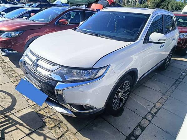 欧蓝德 2018款 2.4L 四驱精英版 5座