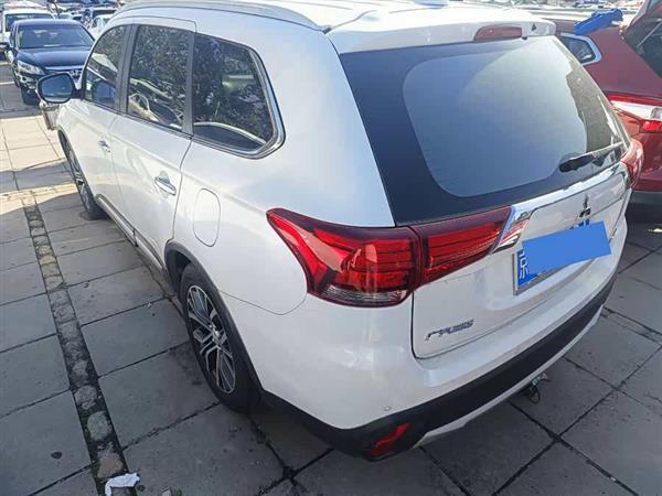 欧蓝德 2018款 2.4L 四驱精英版 5座