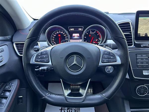奔驰GLE轿跑 AMG 2017款 AMG GLE 43 4MATIC 轿跑SUV
