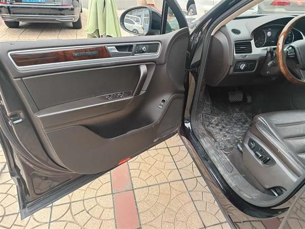 途锐 2011款 3.0TSI 豪华型