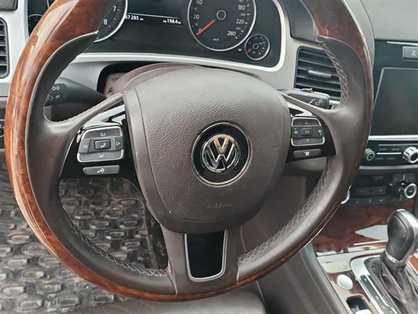 途锐 2011款 3.0TSI 豪华型