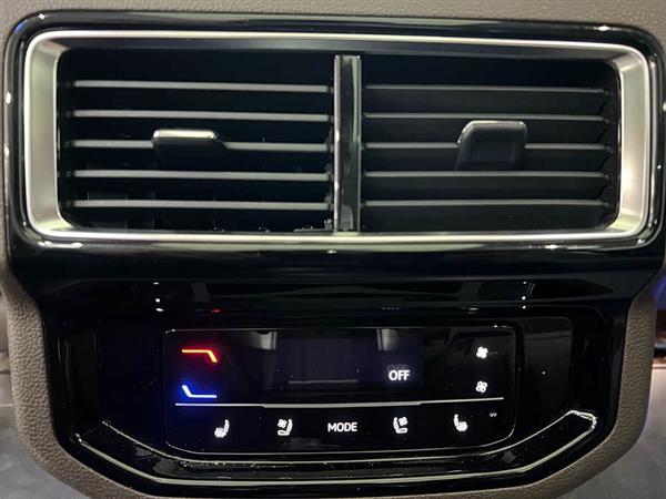 威然 2024款 380TSI 尊贵版