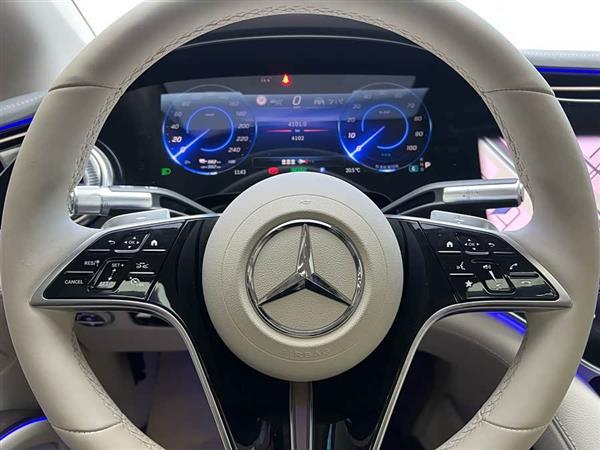 奔驰EQS 2022款 450+ 先锋版
