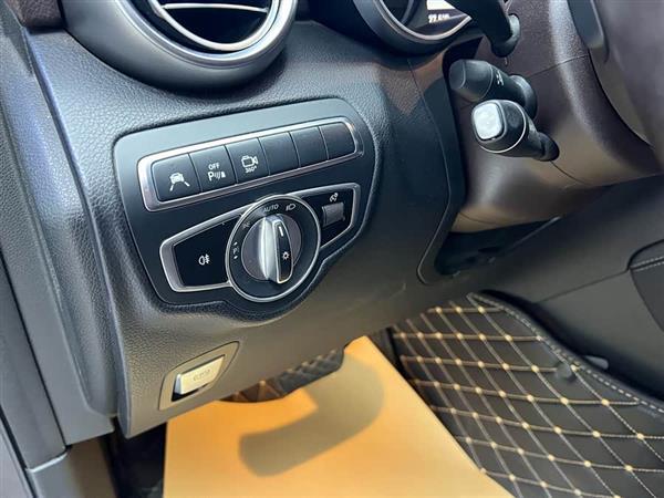 奔驰GLC 2019款 GLC 260 4MATIC 豪华型