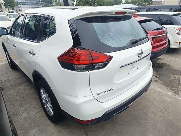 奇骏 2020款 2.0L XL ITS CVT 2WD智联舒适版