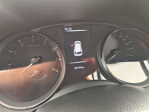 奇骏 2020款 2.0L XL ITS CVT 2WD智联舒适版