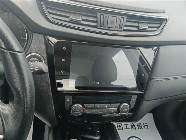 奇骏 2020款 2.0L XL ITS CVT 2WD智联舒适版
