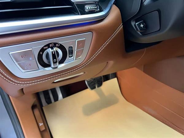 宝马7系 2018款 740Li xDrive 尊享型 M运动套装