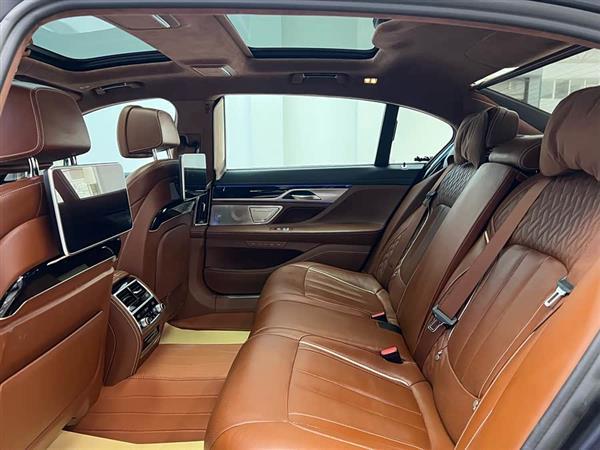 宝马7系 2018款 740Li xDrive 尊享型 M运动套装