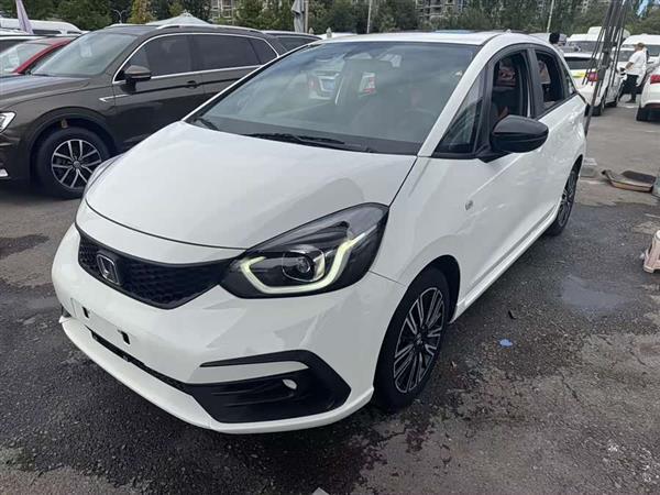 飞度 2021款 1.5L CVT潮跑Pro版