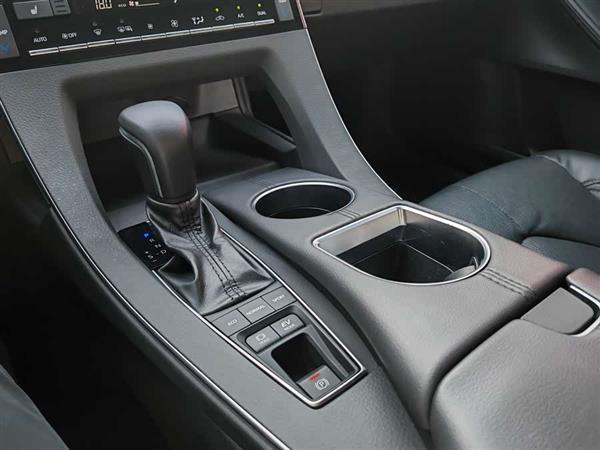 亚洲龙 2019款 双擎 2.5L XLE尊贵版 国VI