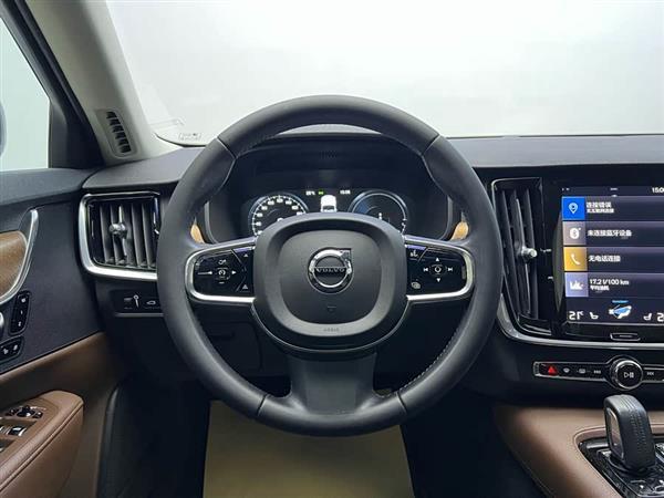 沃尔沃S90插电式混动 2020款 T8 E驱混动 智逸豪华版