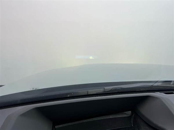 宝马M3 2023款 M3四门轿车 M xDrive 雷霆版