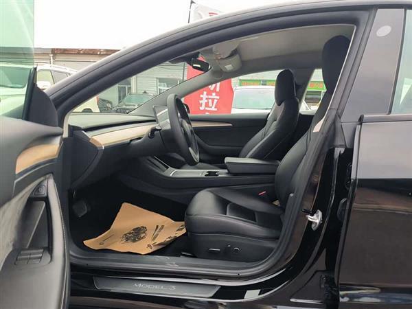 Model 3 2022款 后轮驱动版